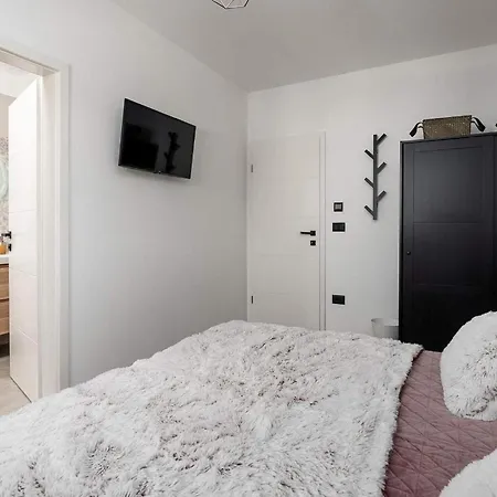 Apartman Ana *