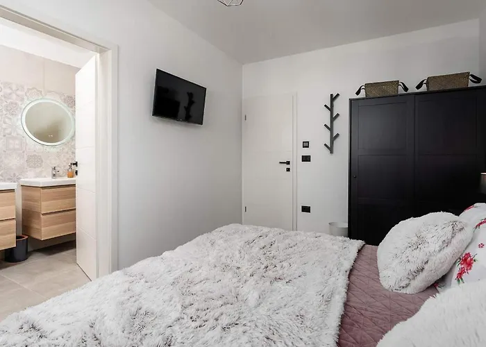 Διαμέρισμα Ana *